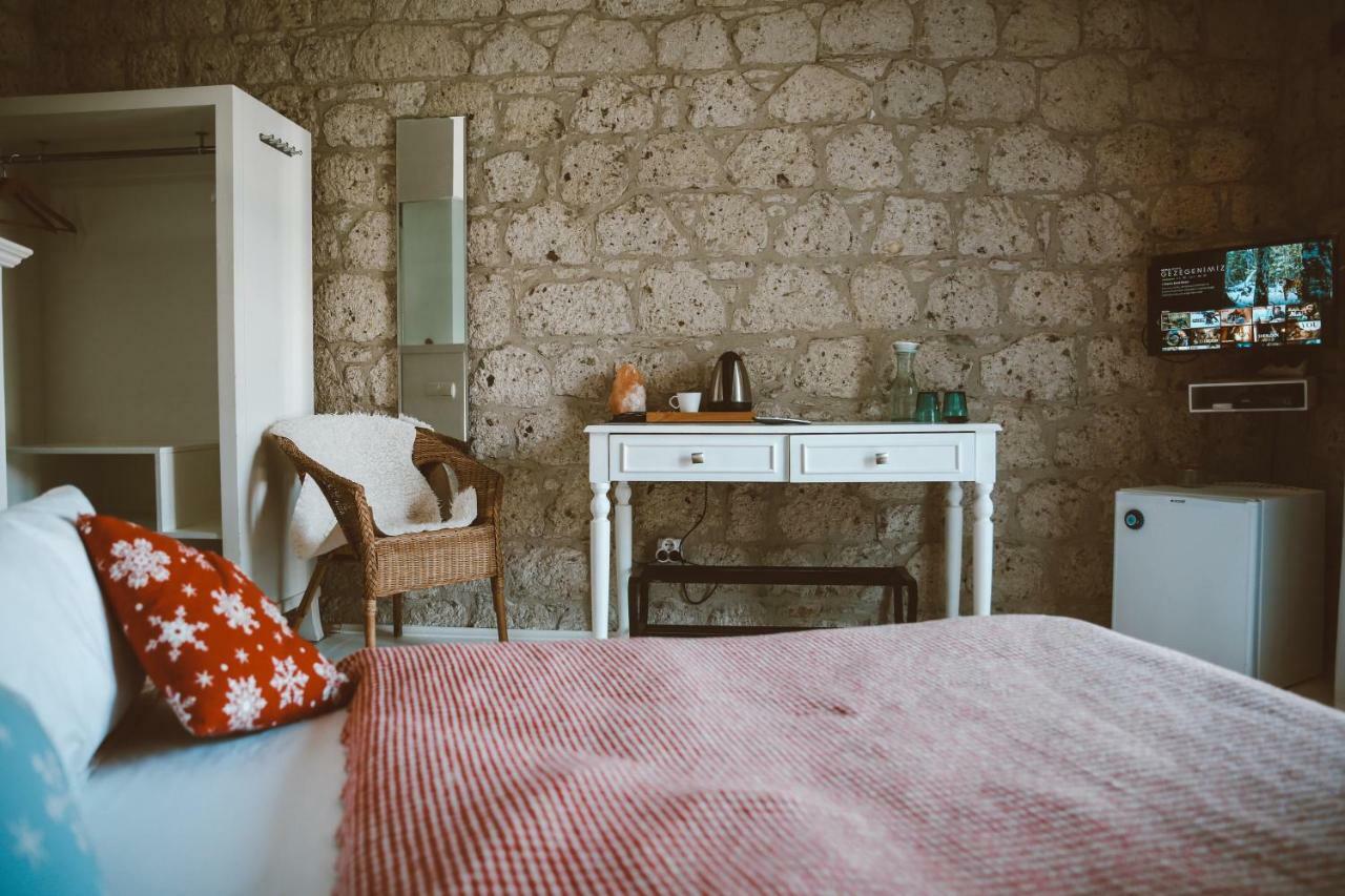 Evliyagil Hotel By Katre Alacati Kültér fotó